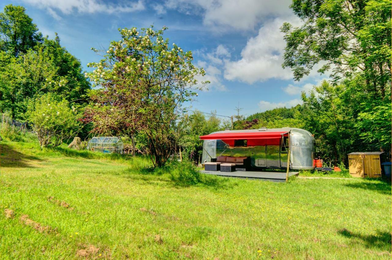 The Airstream Villa Penryn Exterior photo